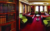 Royal Clipper, Bibliothek