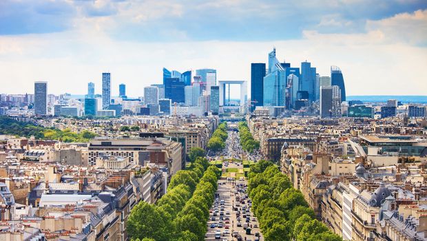 La Défense Geschäftsviertel, Avenue de la Grande Armée, Paris