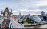 Tower Bridge und im Hintergrund The Shard
