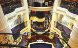 Royal Clipper, Innenbereich Treppe