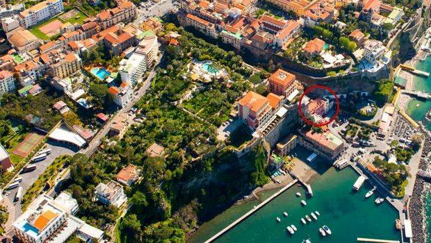 14_h_IL Faro_from above