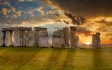 Stonehenge bei Sonnenuntergang