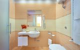 Hotel Girasole, Badezimmer