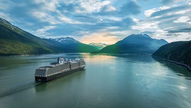 MS Nieuw Amsterdam in Skagway