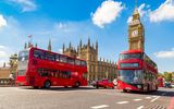 Auf der Westminster Bridge vor Big Ben, London